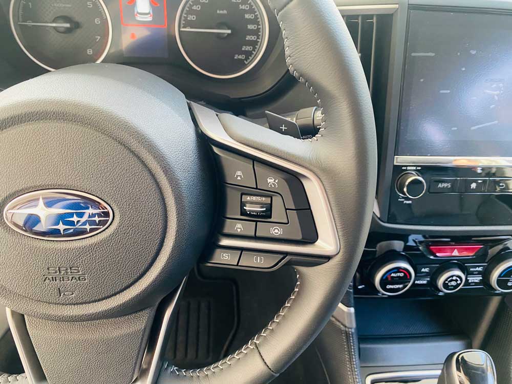 cum phim chuc nang ben phai vo lang Subaru Forester 2.0i-L Eyesight