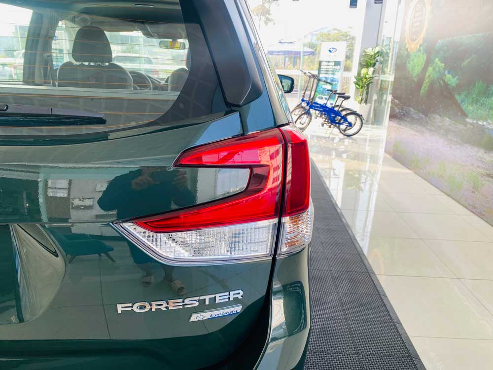 den hau xe Subaru Forester 2.0i-L Eyesight